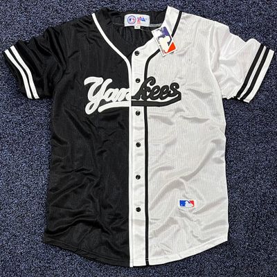 Beisbolera YANKEES | Mitad negra | blanca | Talla XL