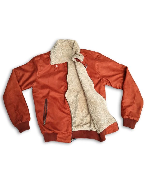 Chaqueta con forro tipo borrego. Talla Small.