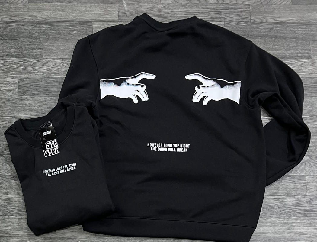 Suéter Negro - Medium Oversize