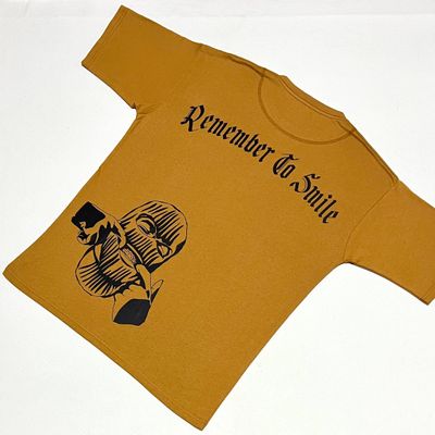 OVERSIZE - Remember to smile - mostaza | Medium