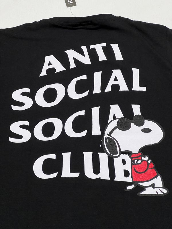 T-Shirt anti social Snoopy - negra - Unitalla S|M