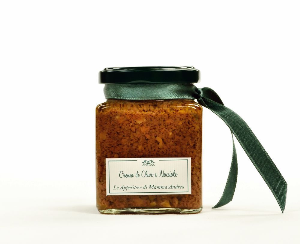 CREMA DI OLIVE ET NOCCIOLE