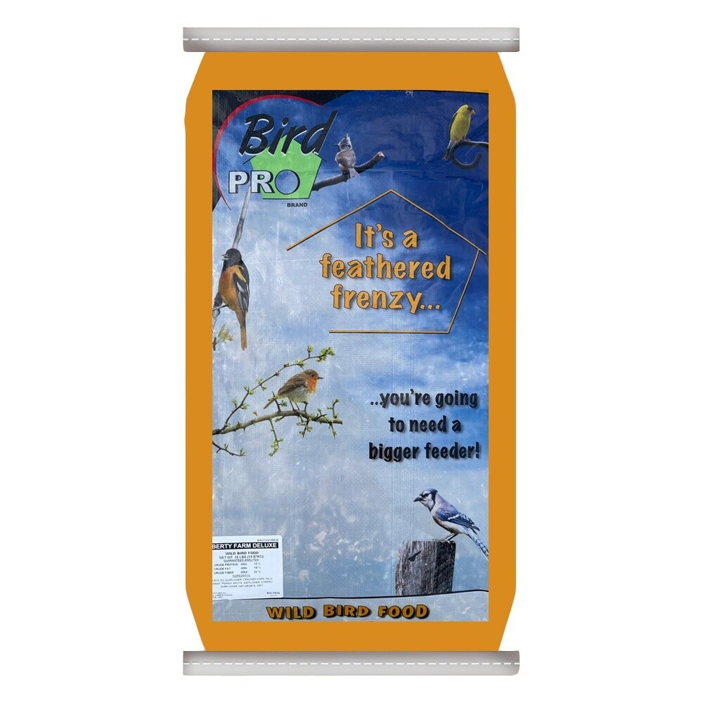 Deluxe Wild Birdseed 40 lb