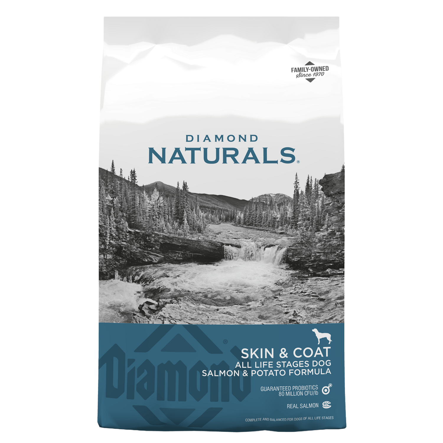 Front view of Diamond Naturals Skin &amp; Coat Salmon &amp; Potato Formula dog food 15 lb bag