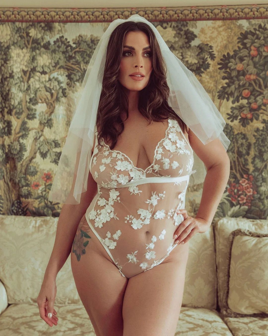 Embroidered Bodysuit, Colour: 3D White Floral, Size: S