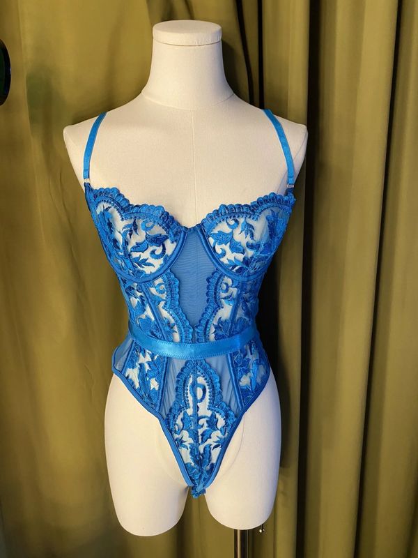 The Embroidery Collection Underwire Bodysuit