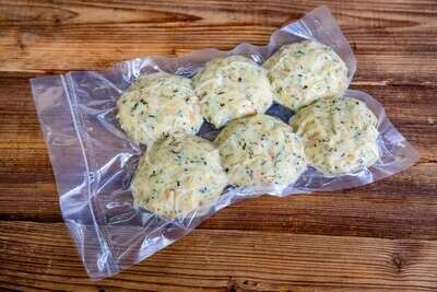 Handgerollte Kaspressknödel (6er-Pack)