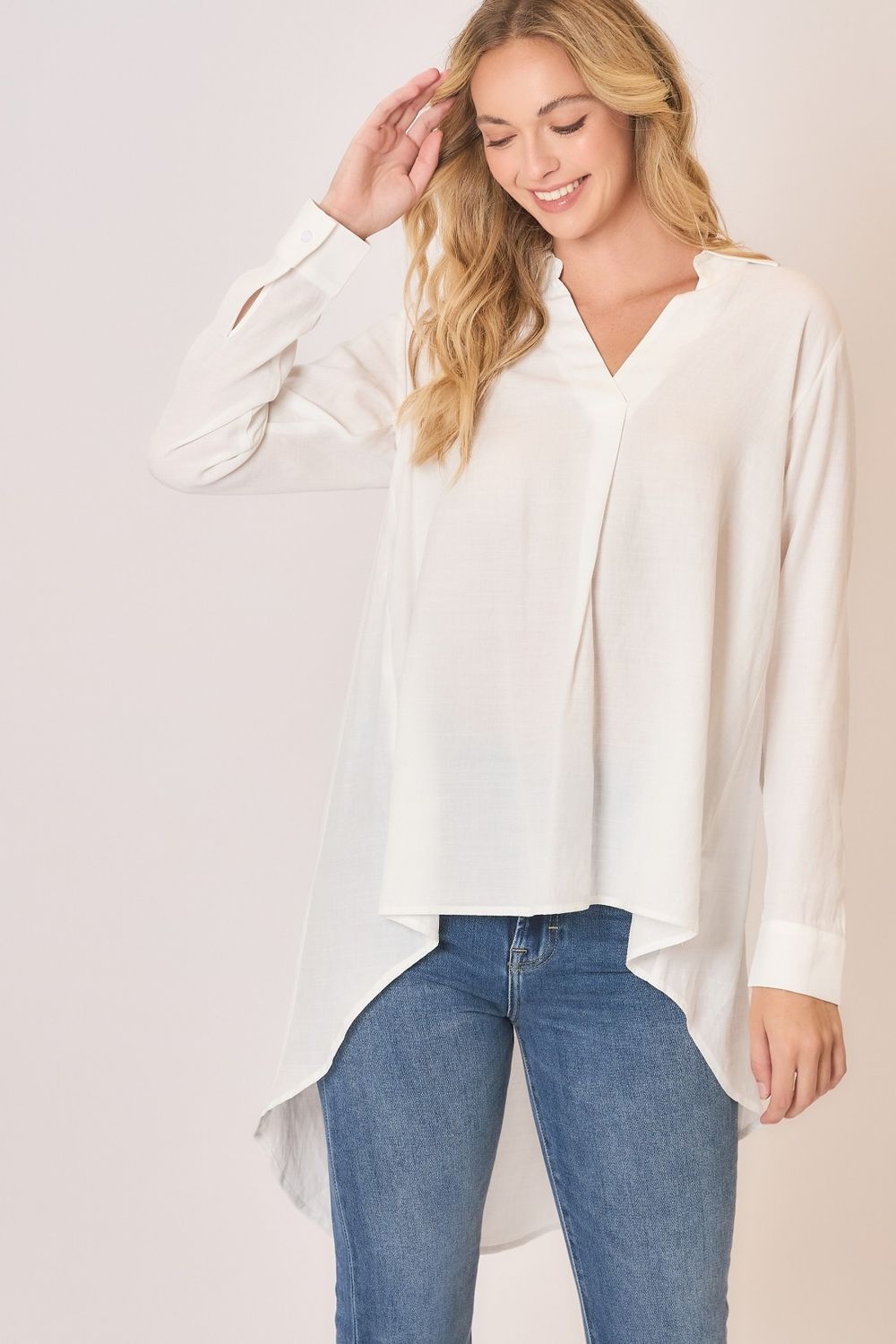 Dramatic Hi-Low Hem V-Neck Single Pleat Blouse