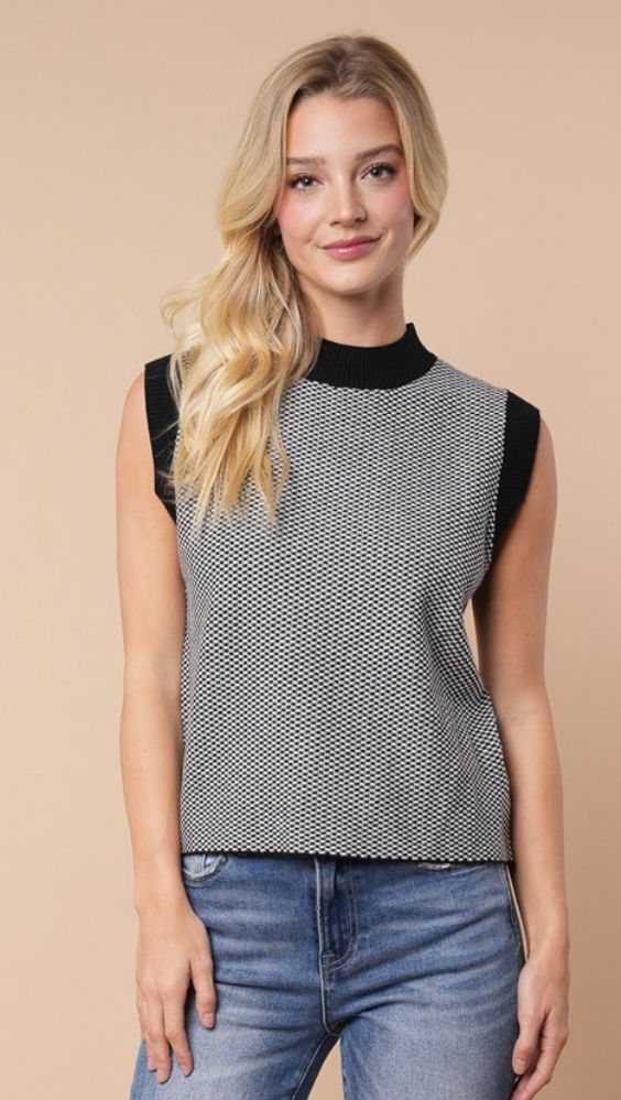 Sleeveless Checkered Knit Top