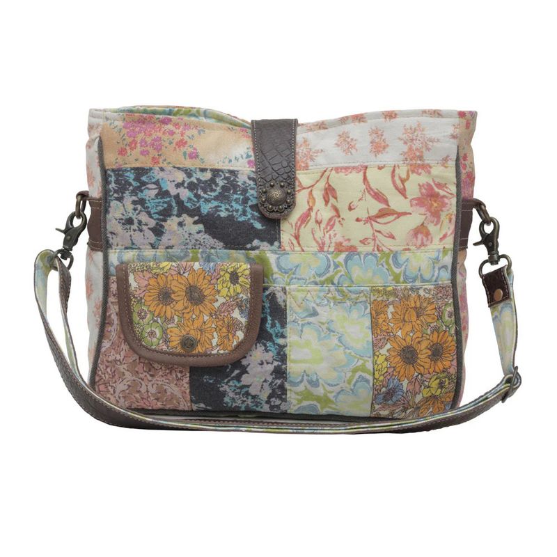 Le Fleur Shoulder Bag