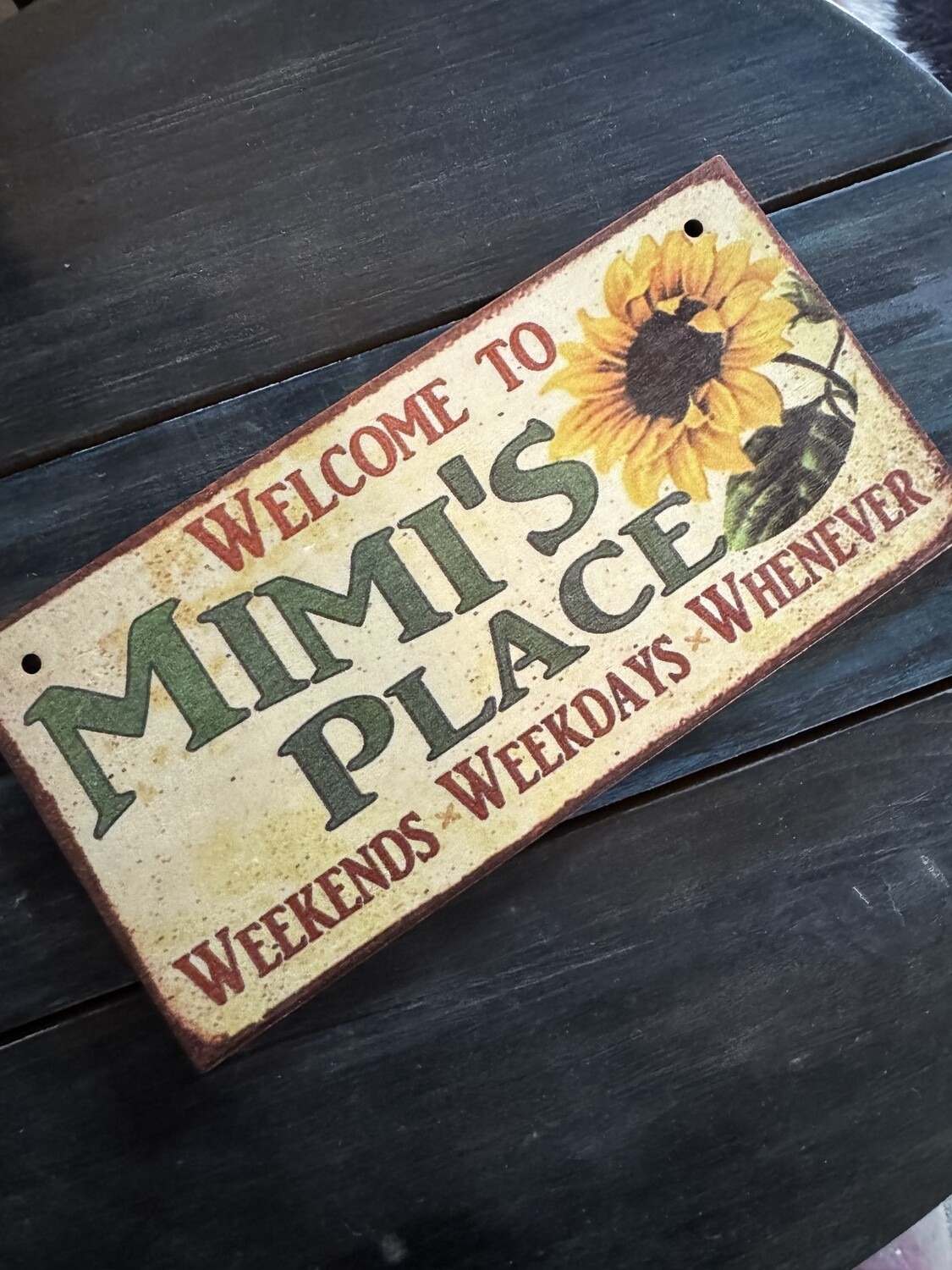 Mimi’s Place Sign