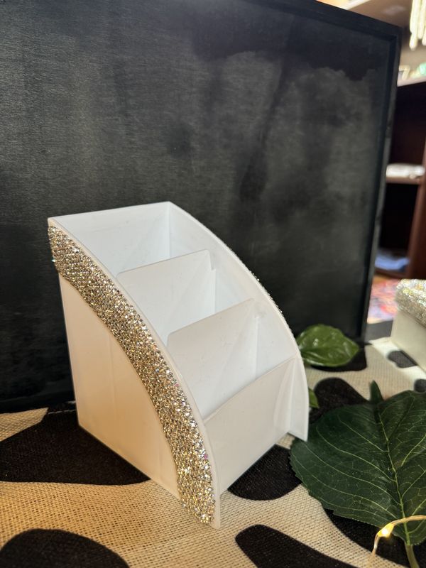 Diamond Studded Organizer