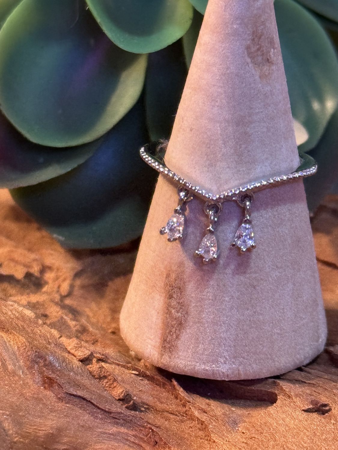 Sterling Silver Beaded V-Ring with Dangling Crystal Charms