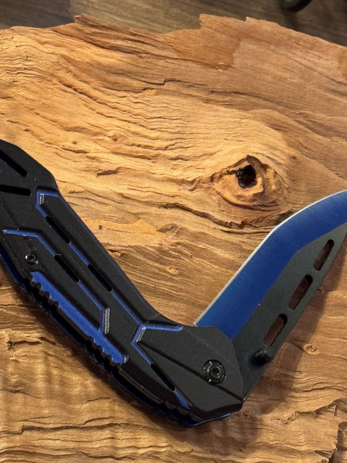 Blue &amp; Black Knife