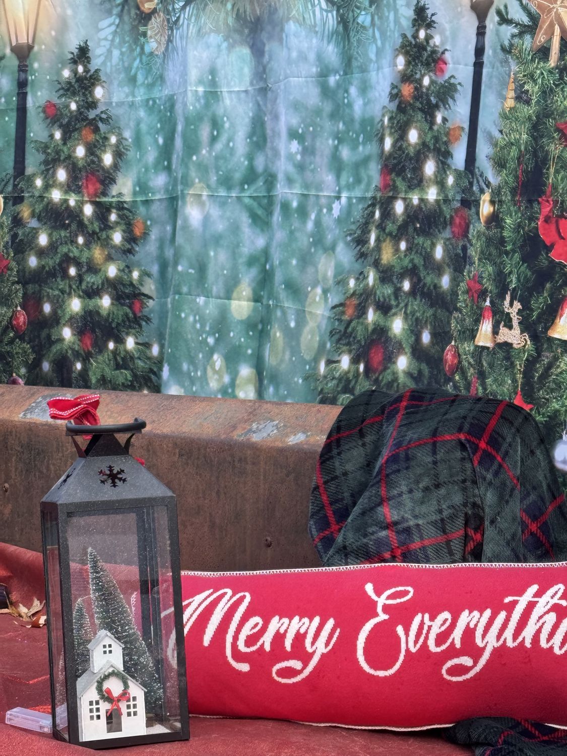 Vintage Farm Truck Christmas Photo Spot | LynnDare Farms Lillington NC