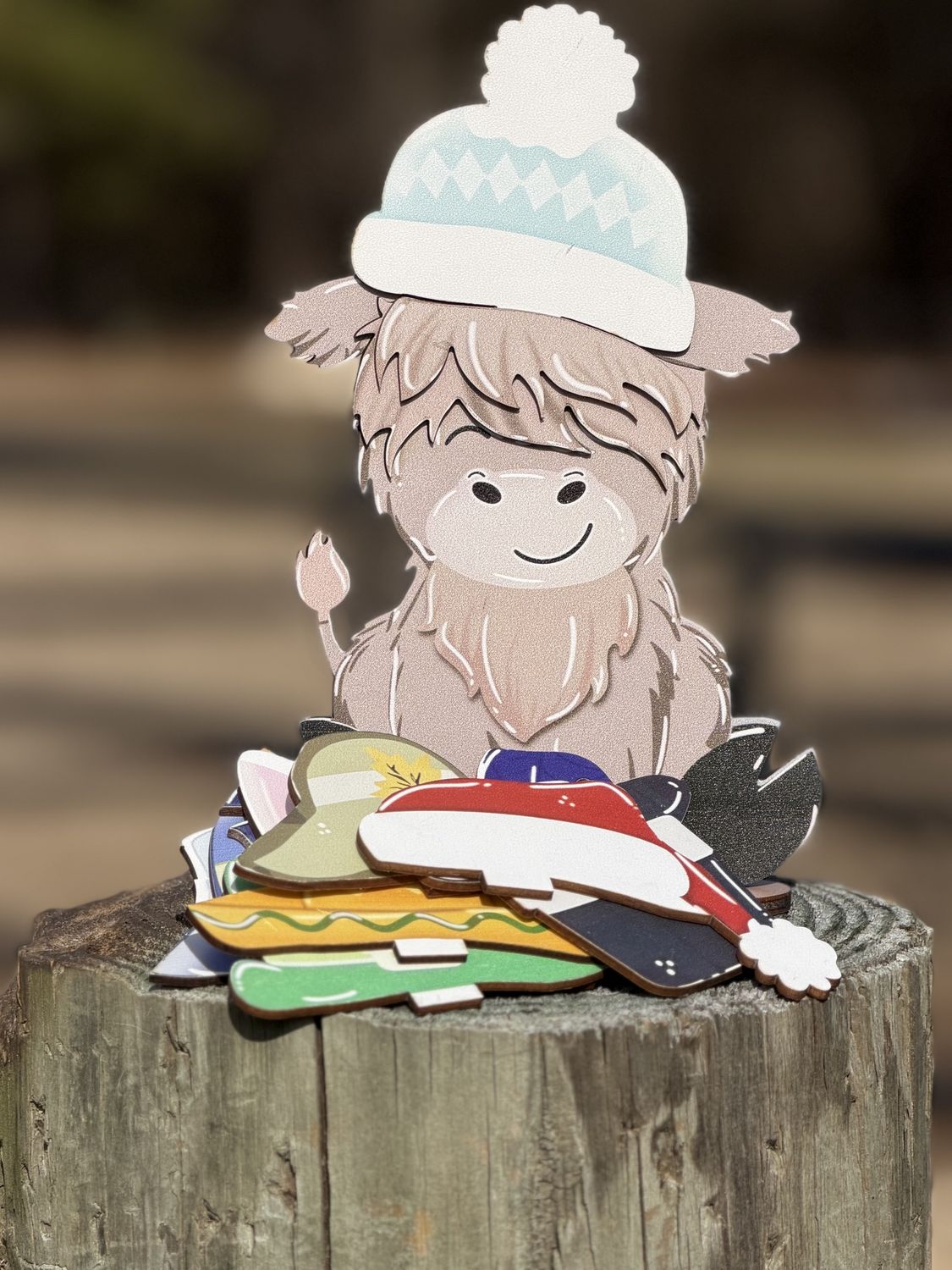 Highland Cow Interchangeable Decor-15 Piece Seasonal Hat Set