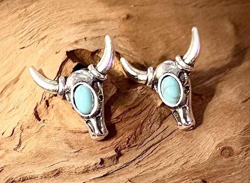 Turquoise Look Longhorn Skull Stud Earrings | Western Fashion Jewelry | LynnDare Farms