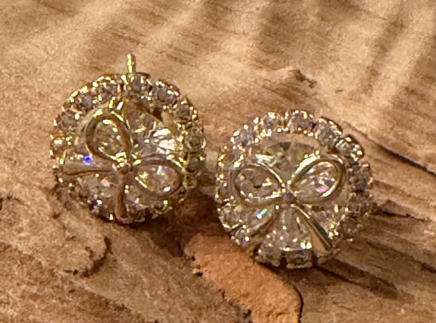 Gold-Tone Bow Stud Earrings | Blue Lariat Bead &amp; Charm Bar at LynnDare Farms