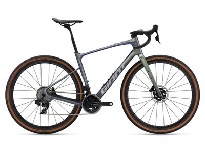 25 Revolt Advanced Pro 0