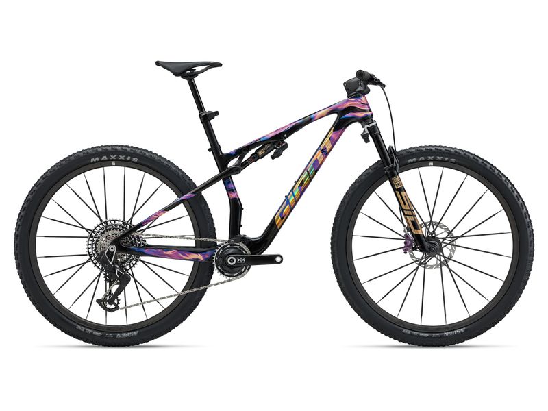 27 Anthem Advanced SL SE