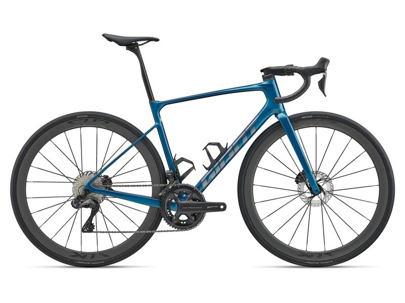 27 Defy Advanced Pro 0