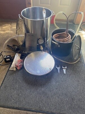 Used Bayou Classic 10 Gallon Mash Tun/Boil Kettle With Chiller and Accessories