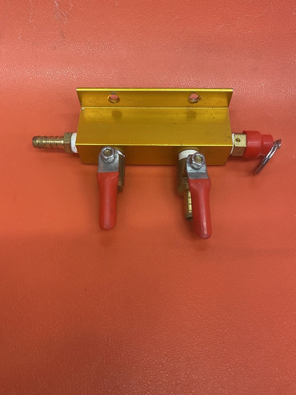 Used 2 Way Gas Manifold