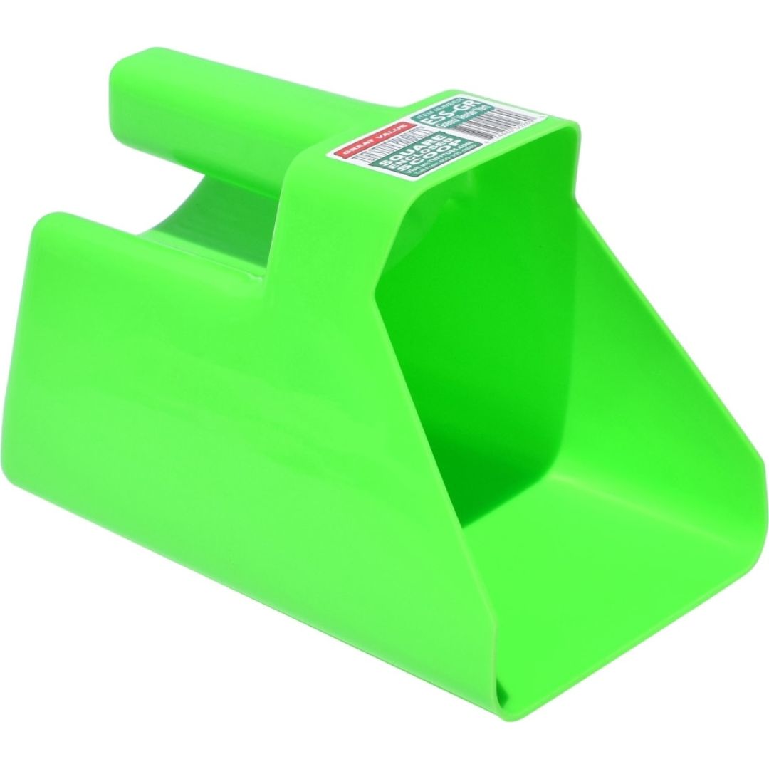 FEED SCOOP ENCLOSED SQUARE GREEN