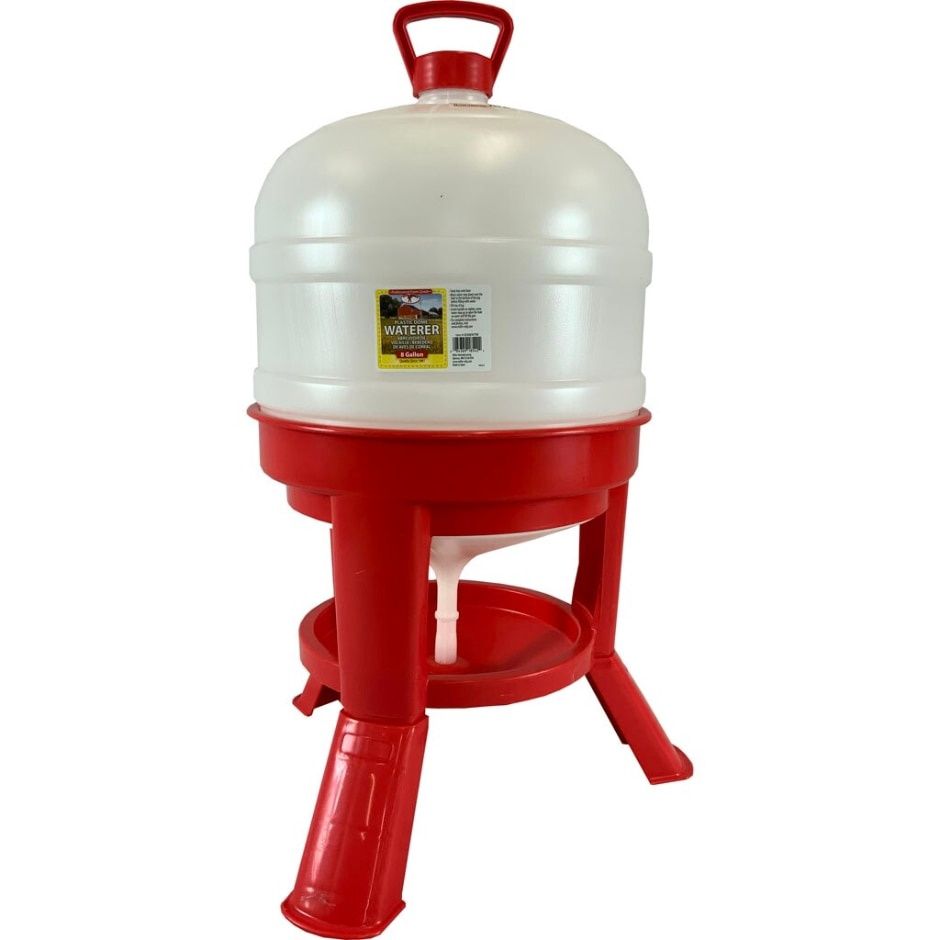 PLASTIC DOME WATERER 8GAL