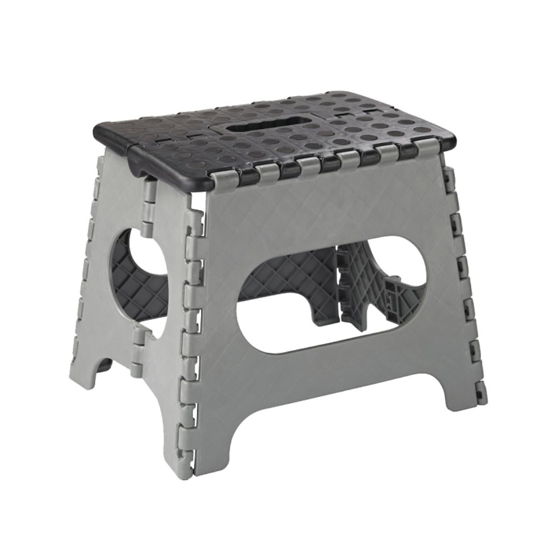 FOLDING STEP STOOL