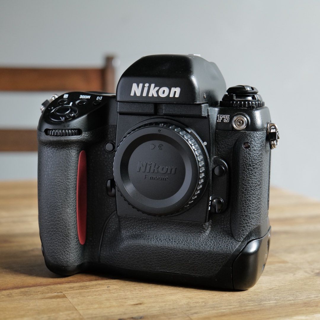 Nikon F5 Film Camera - Secondhand - Excellent Condition, Option: Body Only