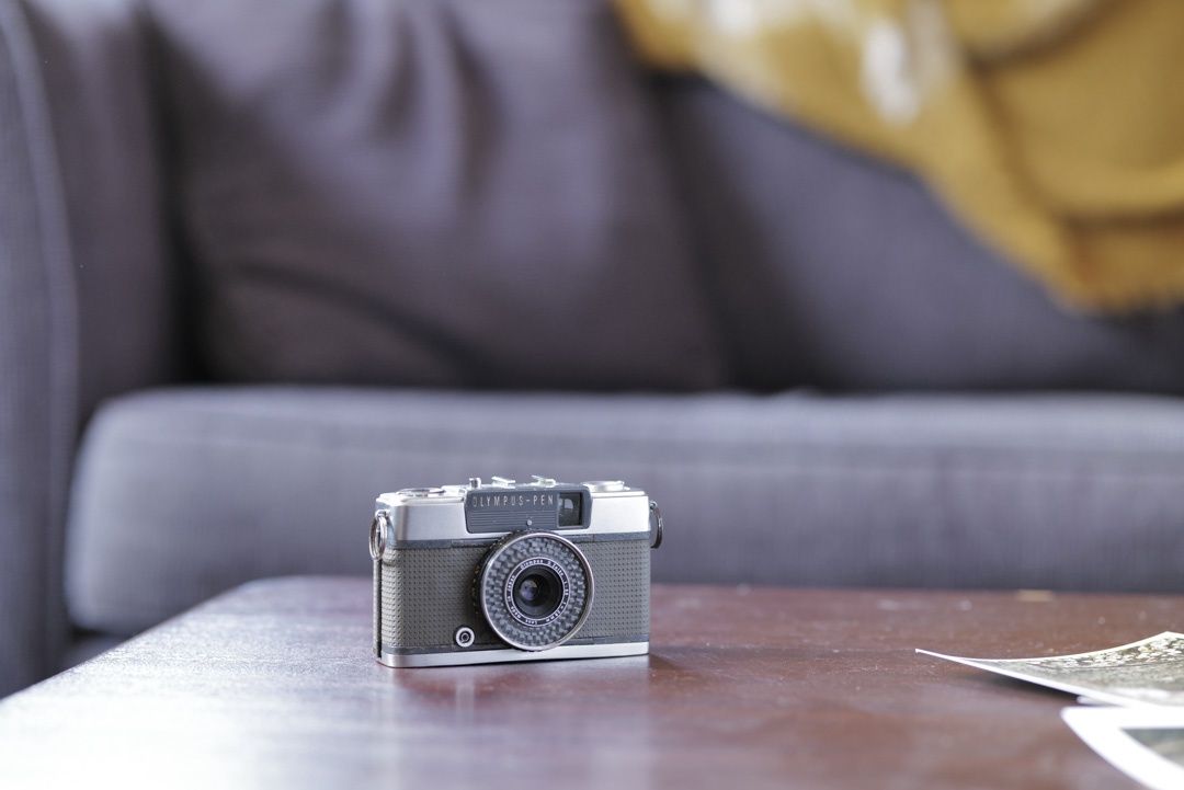 Olympus Pen EE-2 Half-Frame Film Camera