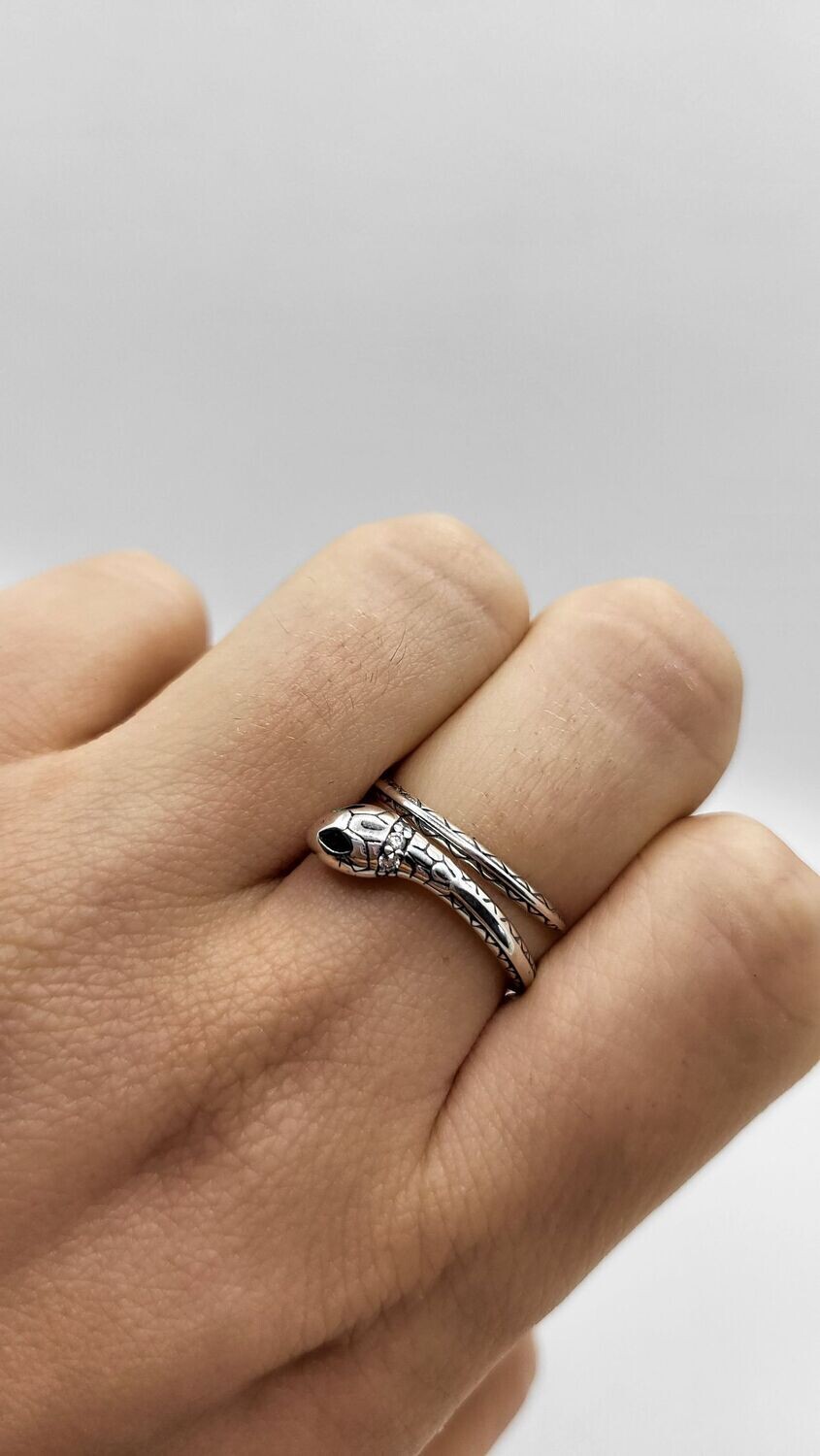 Pitone Ring