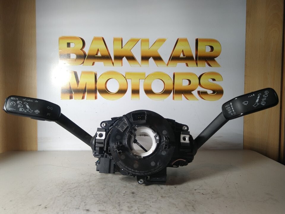 Mando multifunción Seat Arona Ref. 2Q1953507AE