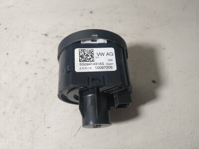 Mando Luces Volkswagen Polo  2015 Ref 5G0941431AS