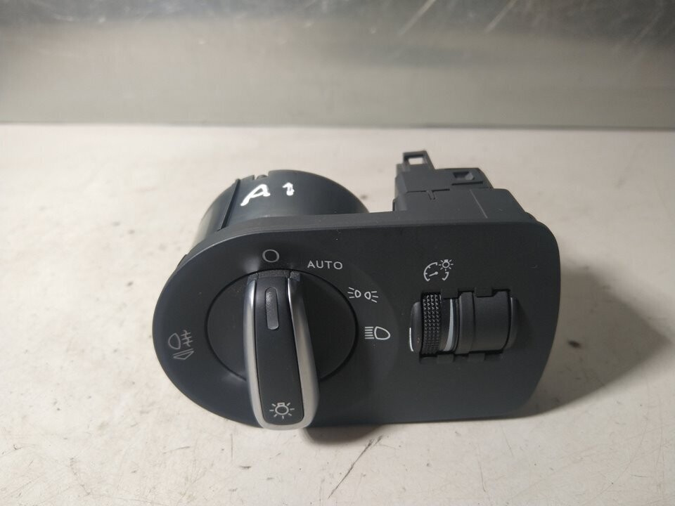 Mando luces Audi A1 2014 Ref. 8X1941531AE