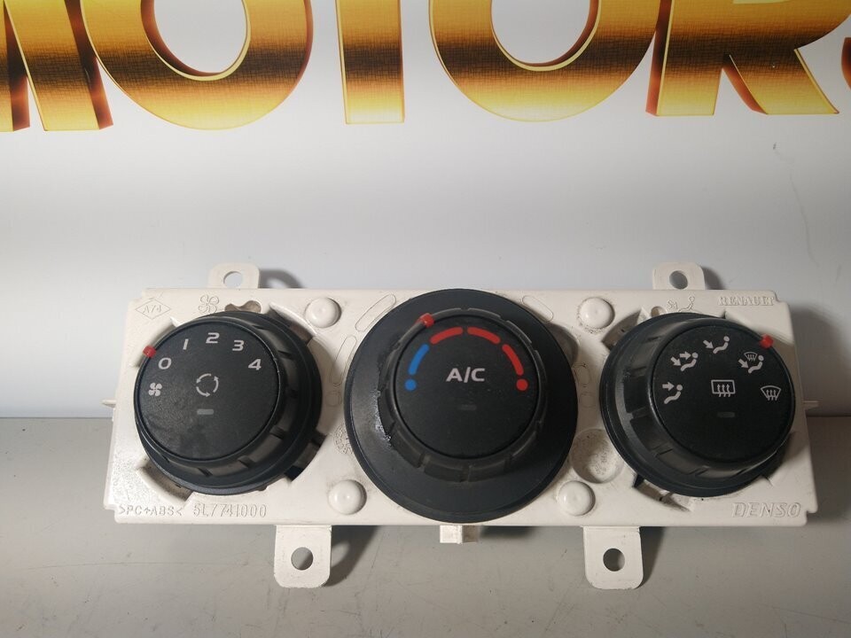 Mando climatizador Renault Master 2010 Ref. 275107490R