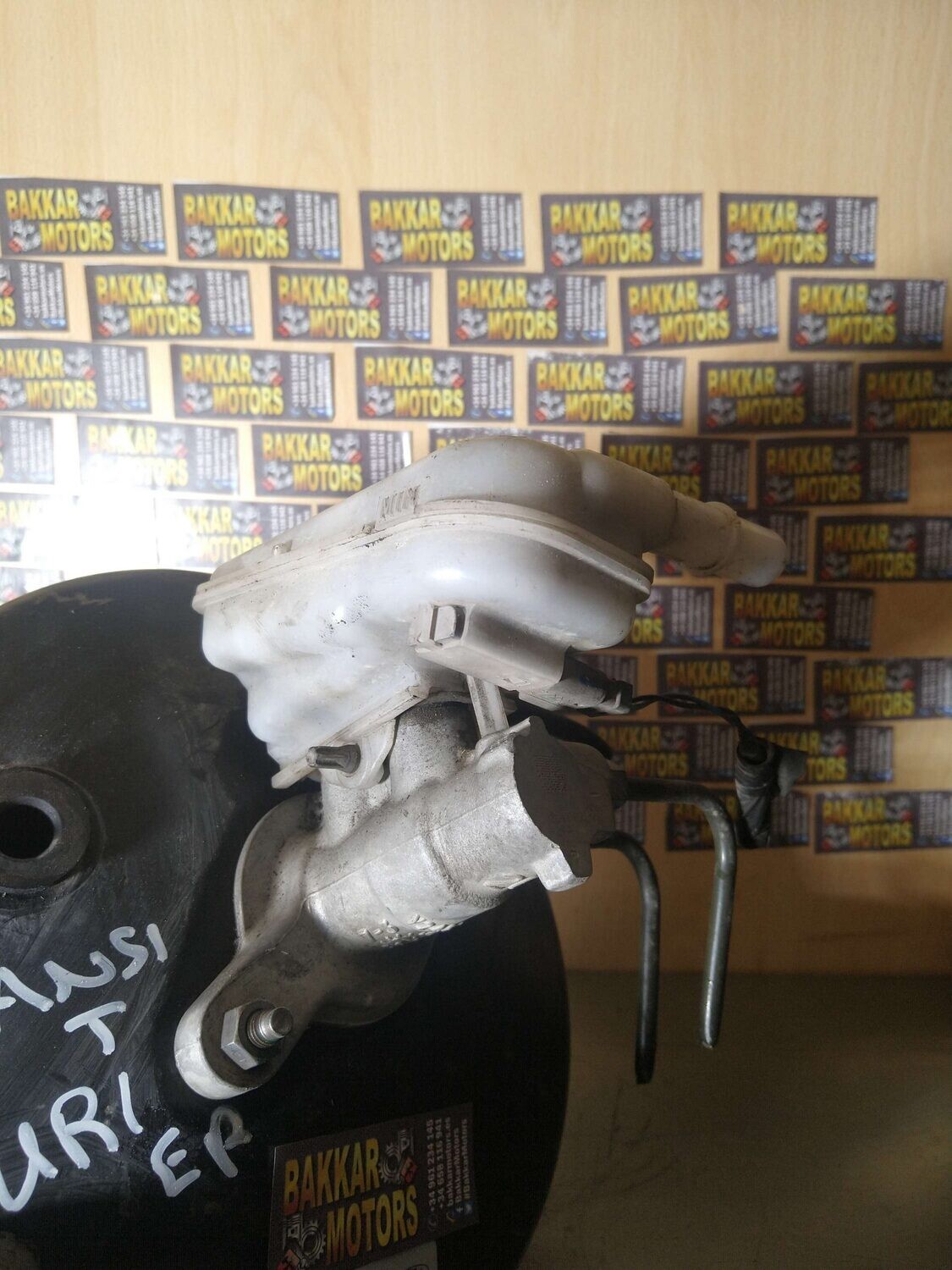 BOMBA DE FRENO DE FORD TRANSIT COURIER 2016