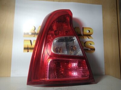 Piloto Trasero Derecho Dacia Logan 2015 Ref. 8200744760