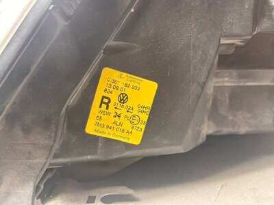 Faro Derecho Volkswagen Sharan Ref. 0301182202