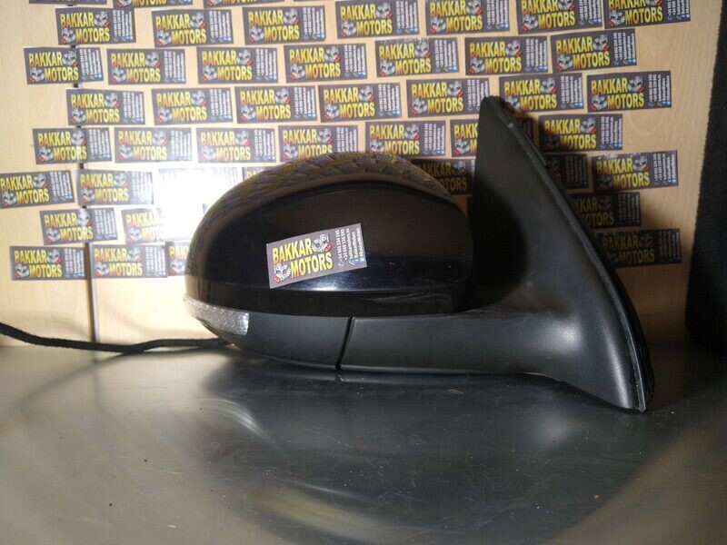Retrovisor derecho de Volkswagen Tiguan 2014