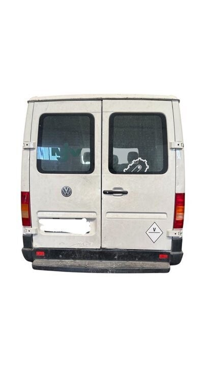 Puerta trasera izquierda  Vw LT 35 caja cerrada 2005