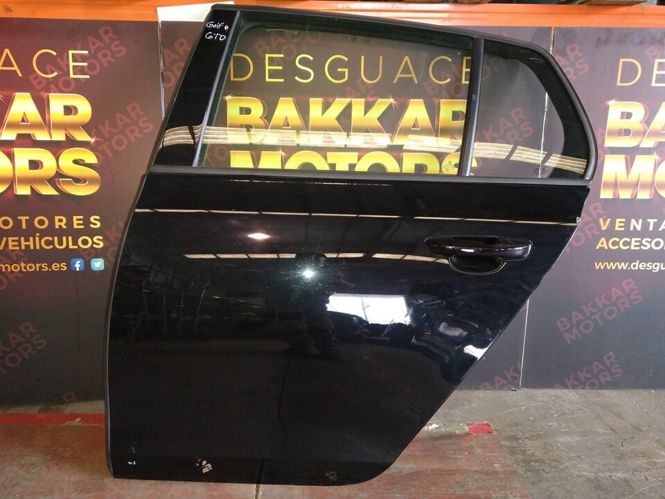 Puerta trasera izquierda Volkswagen Golf VI 2009