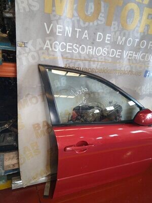 Puerta delantera derecha Mazda 6 2006 Puerta delantera derecha Mazda 6 2006
