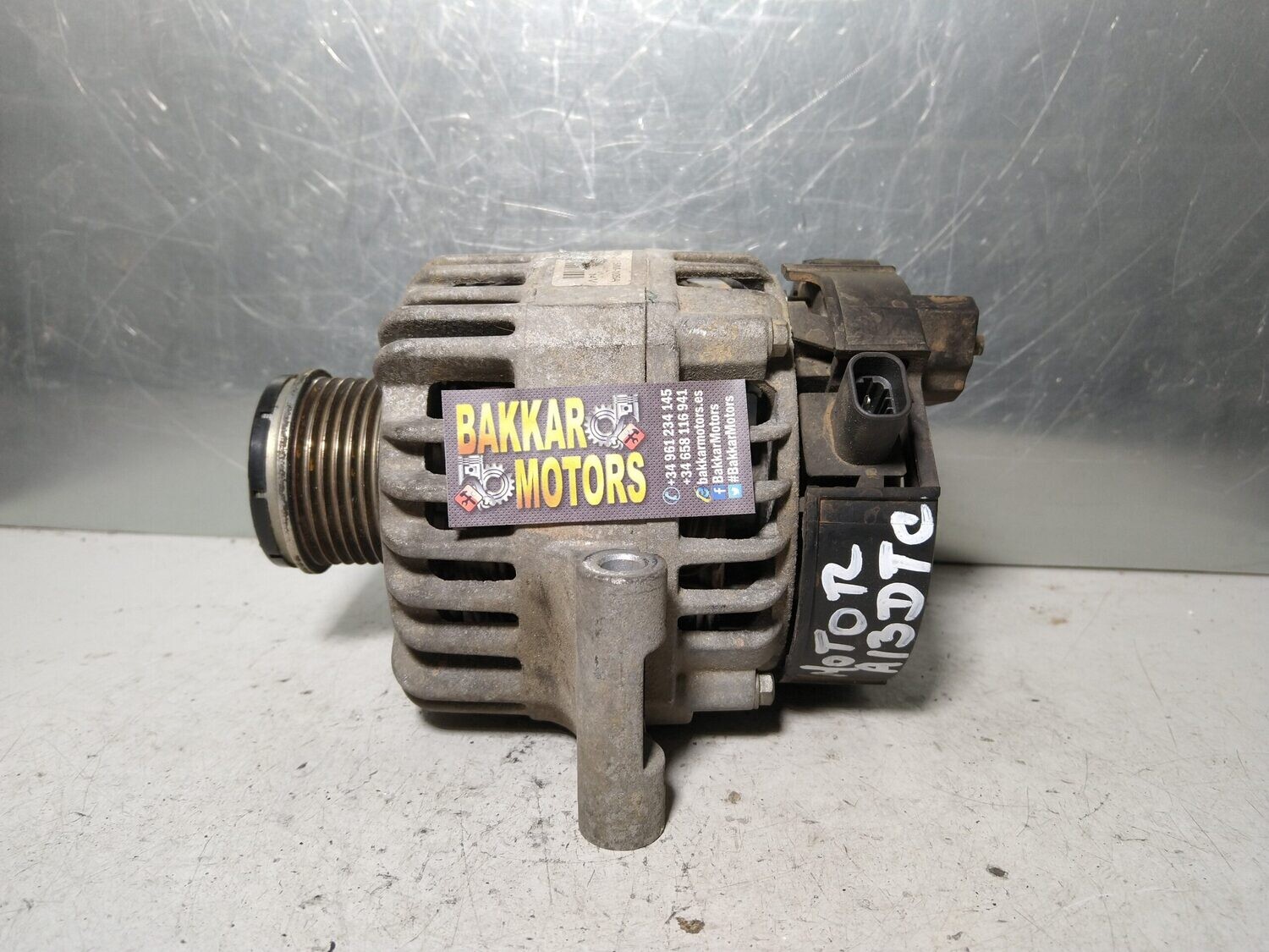 Alternador de Opel Corsa D 2013