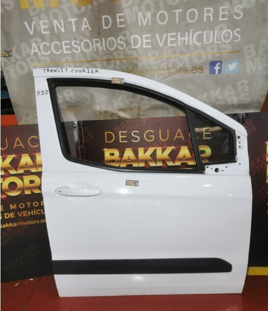 Puerta Delantera derecha  Ford Courier 2018 (vendida)