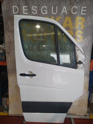 Puerta delantera derecha Sprinter 2017