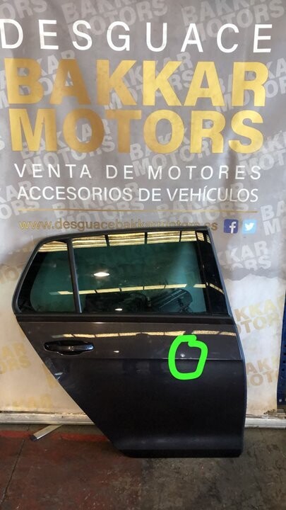 Puerta trasera derecha Volkswagen Golf VII  Lim. 2012