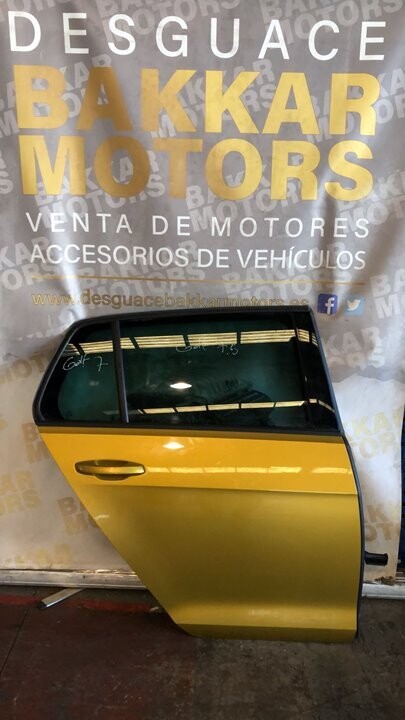 Puerta trasera derecha Volkswagen Golf VII  Lim. 2016 (BQ1)