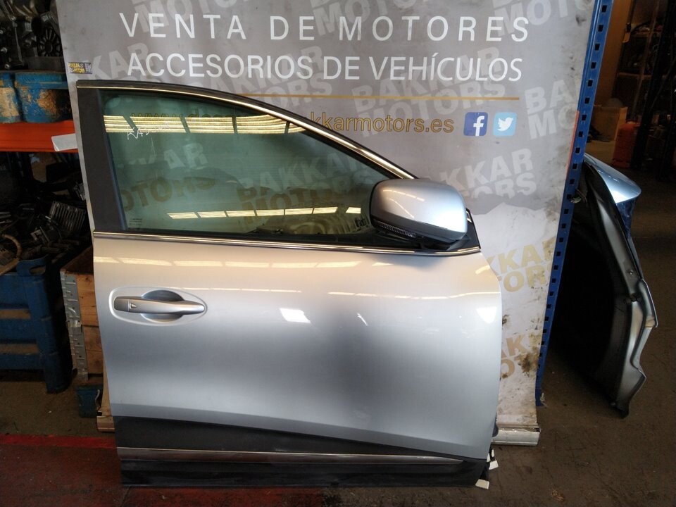 Puerta delantera derecha Toyota Land Cruiser (J12) 2002
